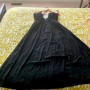 Formal dress great for events, prom or other gatherings